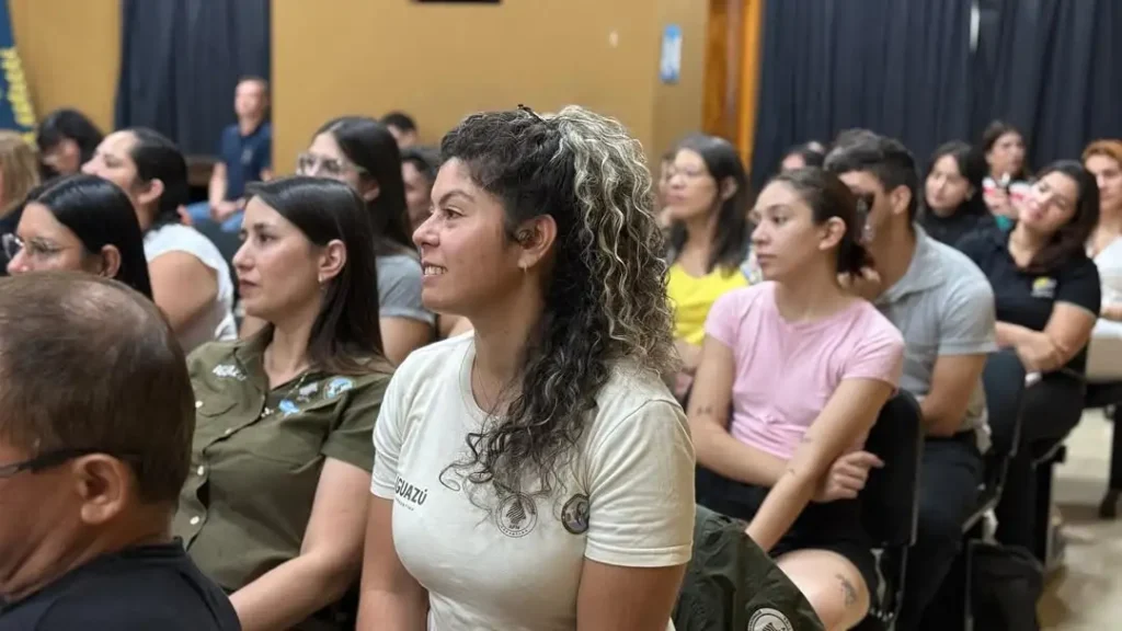 mg 2 Charla oratoria iguazu