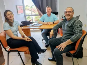 Noticia convenio Apadel